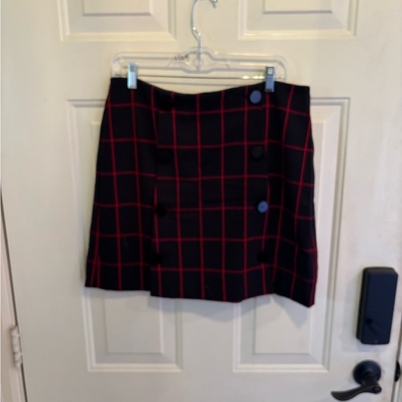 LOFT Black and Red Plaid A-Line Skirt - Picture 2 of 4